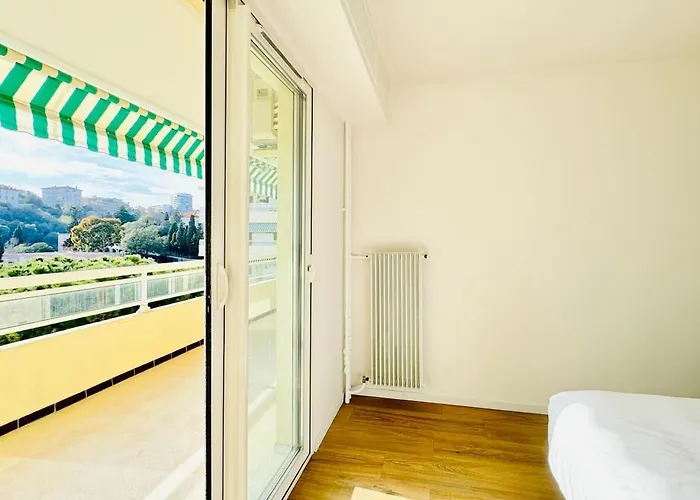 Le Saint-jean - Cozy Terrasses Apartment Cannes